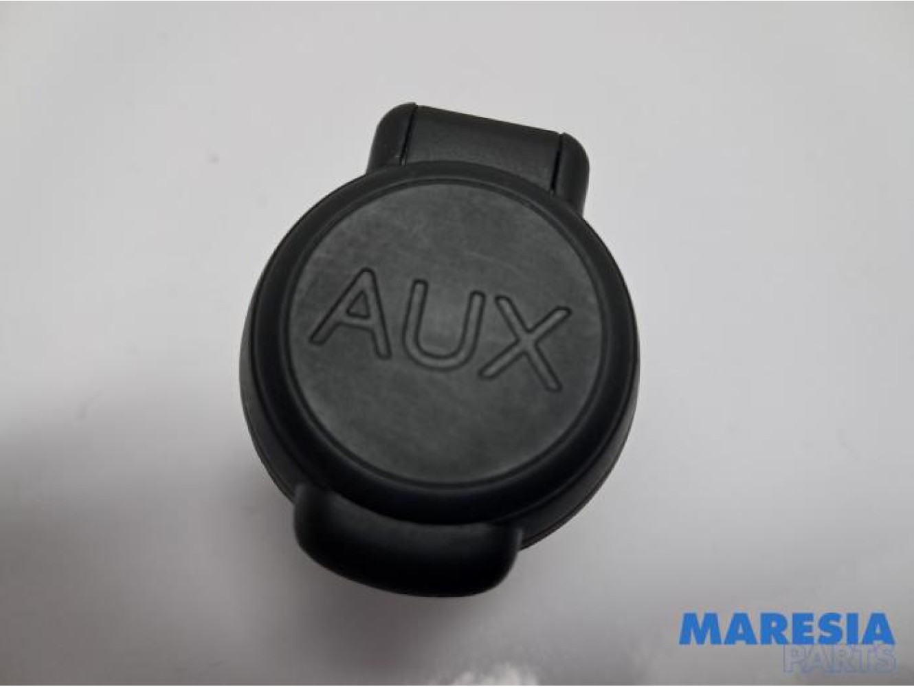 Citroen - C4 - AUX / USB connection