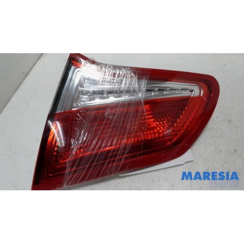 Citroen - C4 - Taillight, right