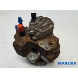 Peugeot - 206 - Brandstofpomp Mechanisch