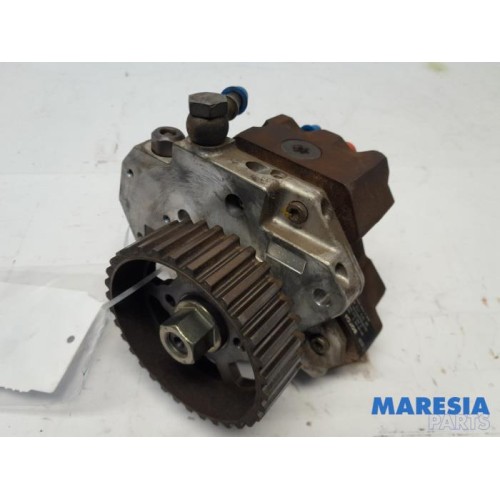 Peugeot - 206 - Kraftstoffpumpe Mechanisch