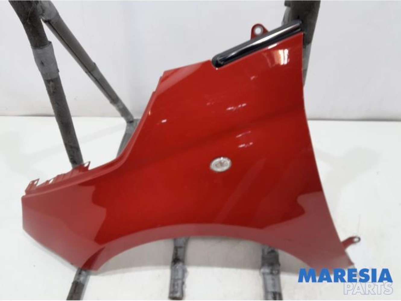 Fiat - 500 - Front wing, left