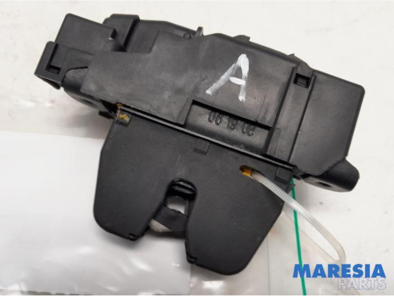 Peugeot - Expert - Tailgate lock mechanism