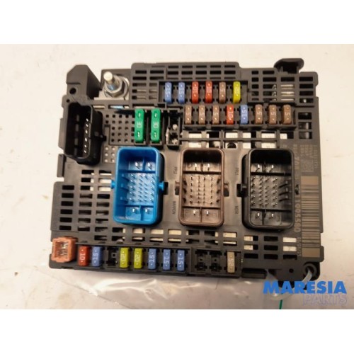 Peugeot - Expert - Fuse box