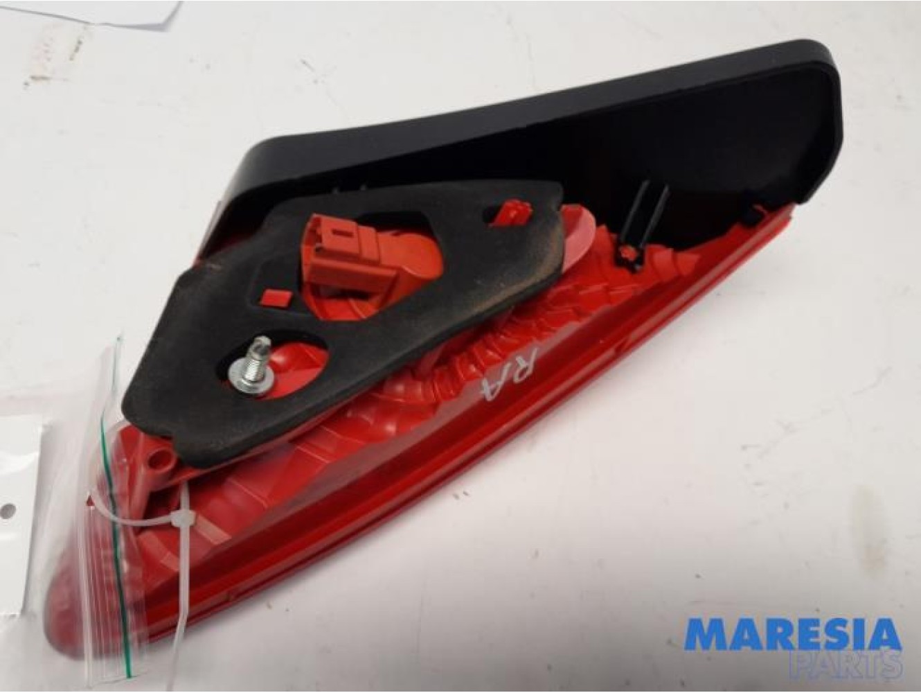 Peugeot - 3008 - Taillight, right