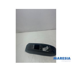 Citroen - C4 Grand Picasso - Middle console