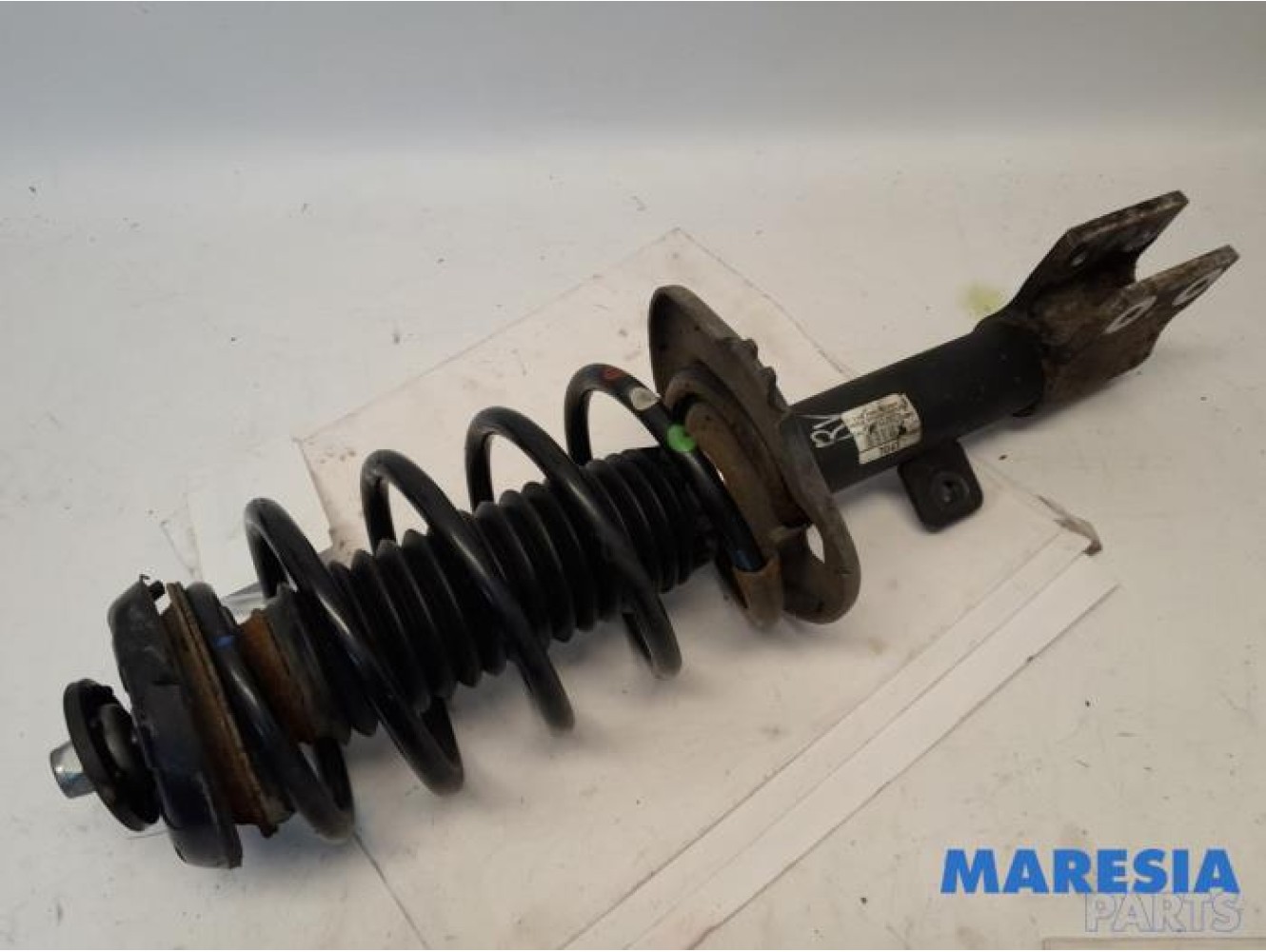 Peugeot - 3008 - Front shock absorber rod, right
