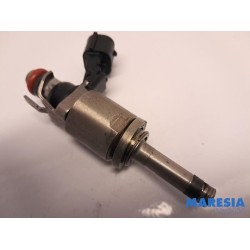 Renault - Clio - Injector (petrol injection)