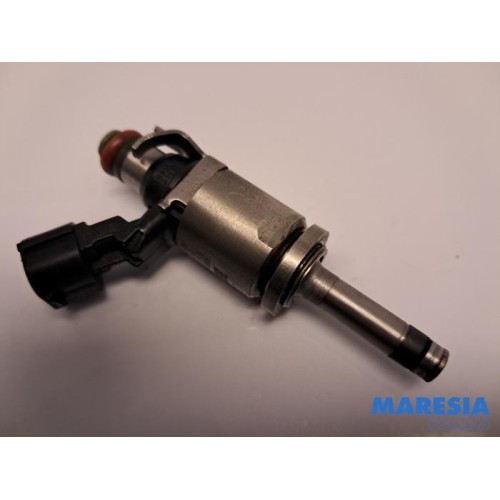 Renault - Clio - Injector (petrol injection)