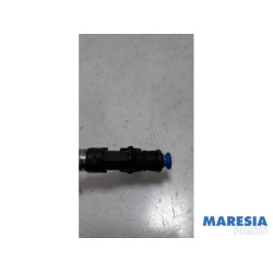 Renault - Grand Scenic - Injector (petrol injection)