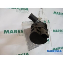 Renault - Laguna - Additional water pump