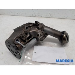 Renault - Kangoo - Oil pump