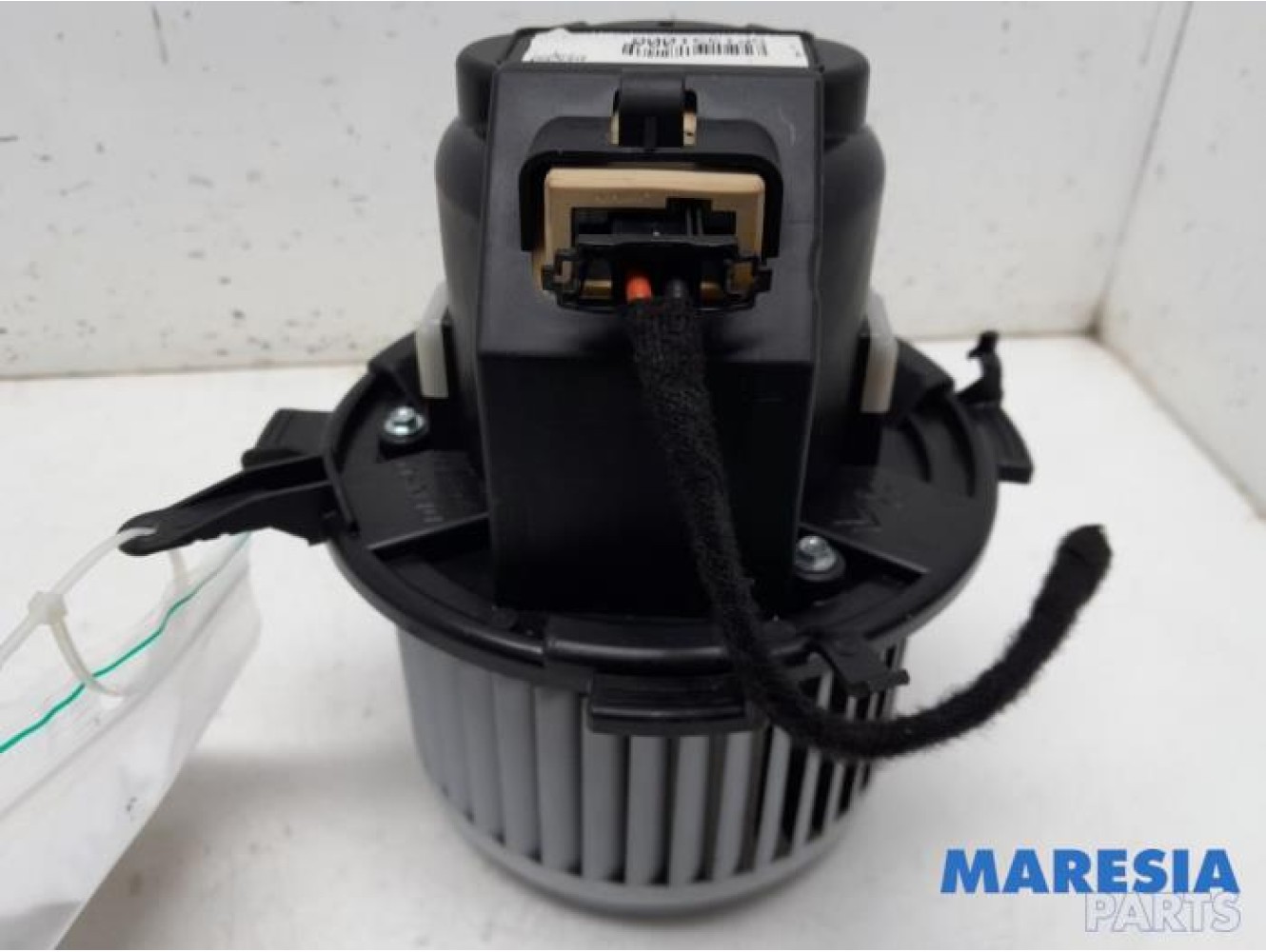 Citroen - C4 Grand Picasso - Heating and ventilation fan motor