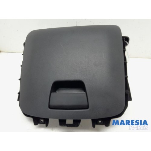 Citroen - C4 Grand Picasso - Dashboard klep