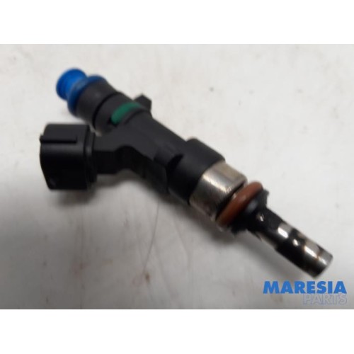 Renault - Clio - Injector (petrol injection)
