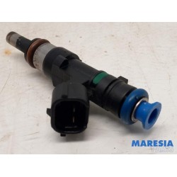 Renault - Clio - Injector (petrol injection)