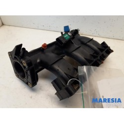 Renault - Clio - Intake manifold