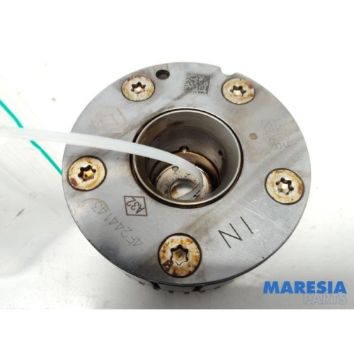 Renault - Clio - Camshaft sprocket