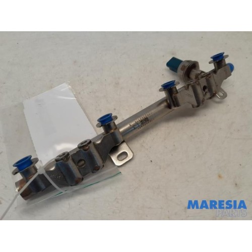 Renault - Captur - Fuel injector nozzle