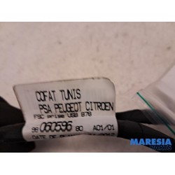 Citroen - C4 Grand Picasso - Prise USB
