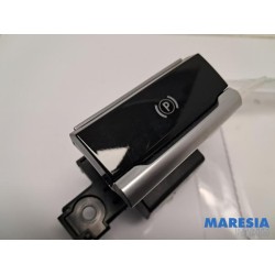 Citroen - C4 Grand Picasso - Parking brake switch
