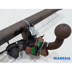 Peugeot - 207 - Towbar
