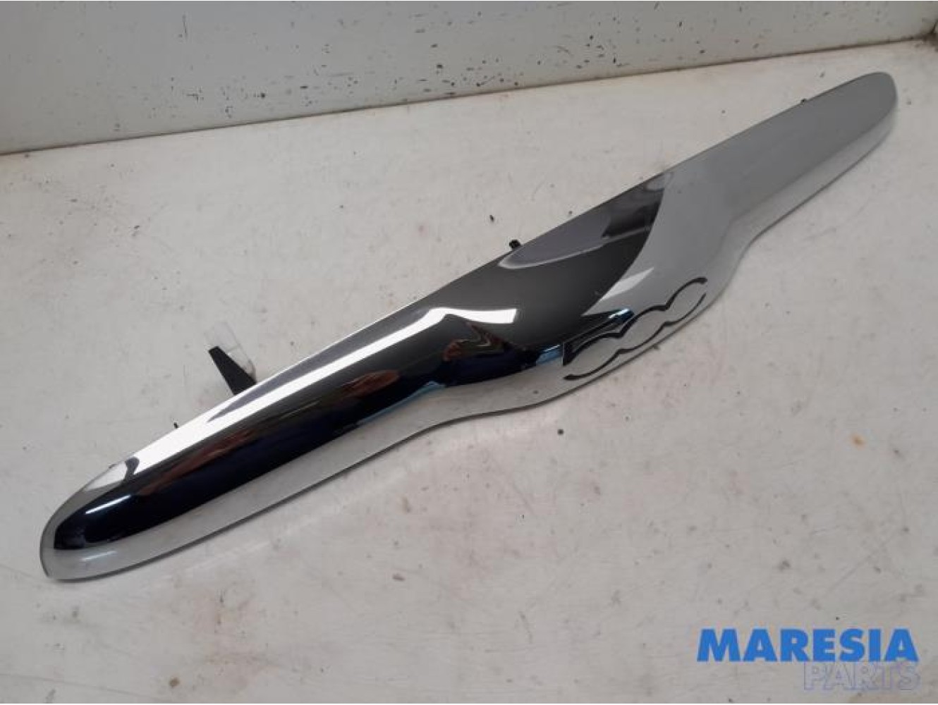 Fiat - 500 - Tailgate handle