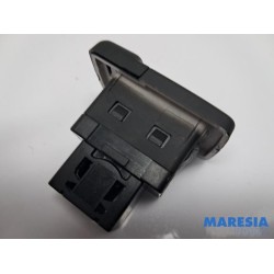 Fiat - 500 - AUX / USB connection