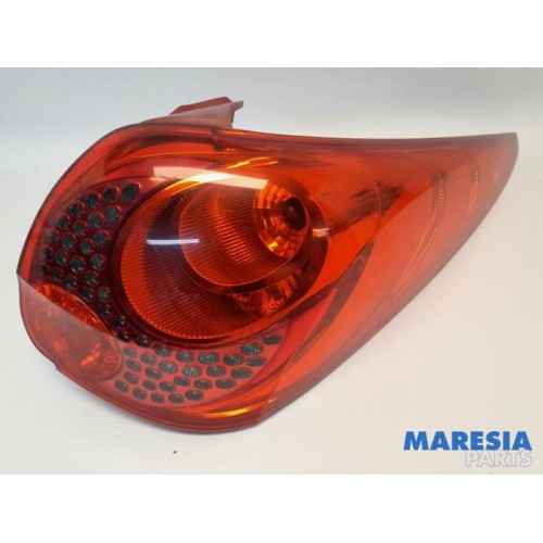 Peugeot - 207 - Taillight, right