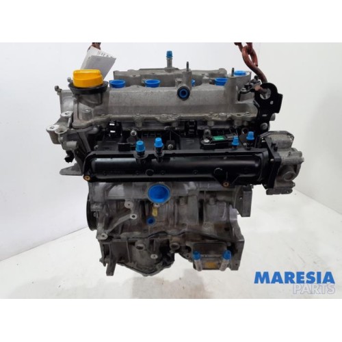 Renault - Captur - Engine