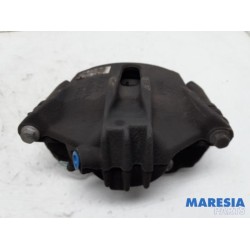 Peugeot - 208 - Bremszange links vorne