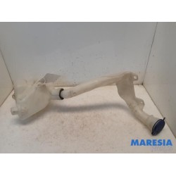Peugeot - 208 - Front windscreen washer reservoir