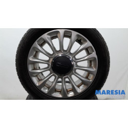 Fiat - 500 - Sportvelgenset + banden