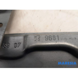 Peugeot - 207 - Fenstermechanik 4-türig rechts vorne