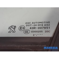 Peugeot - 208 - Driehoeks Ruit links-voor