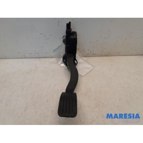 Peugeot - 208 - Accelerator pedal