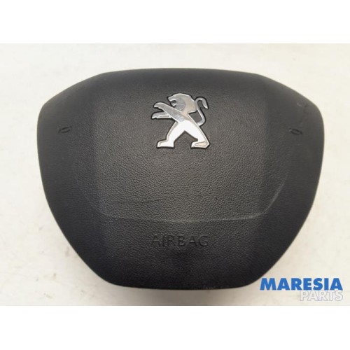 Peugeot - 208 - Left airbag (steering wheel)