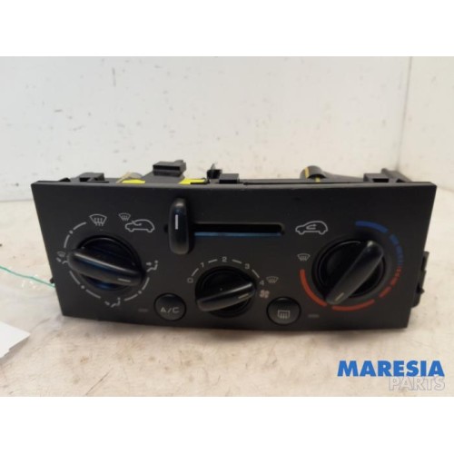 Peugeot - 207 - Heater control panel