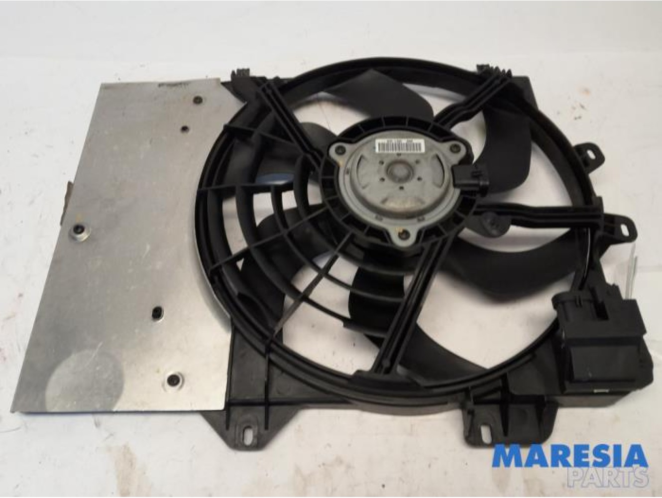 Peugeot - 208 - Fan motor