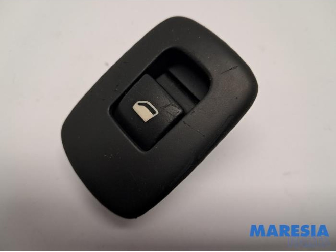 Peugeot - 207 - Electric window switch