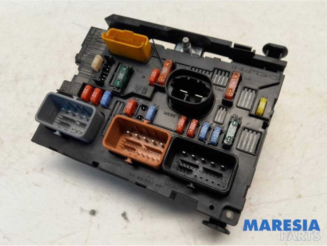 Peugeot - 207 - Fuse box