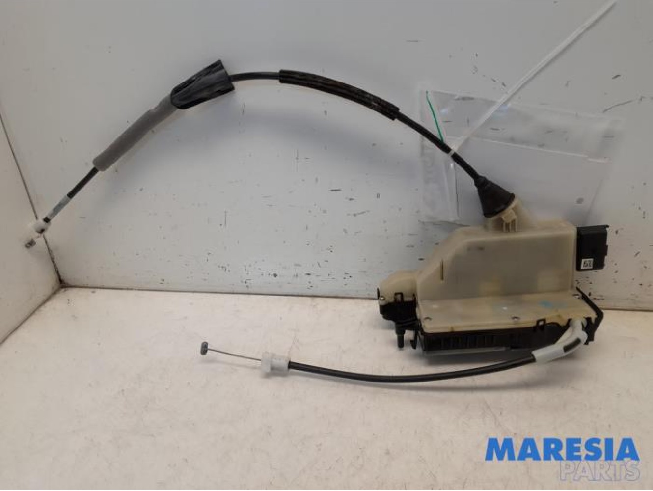 Peugeot - 208 - Rear door mechanism 4-door, right