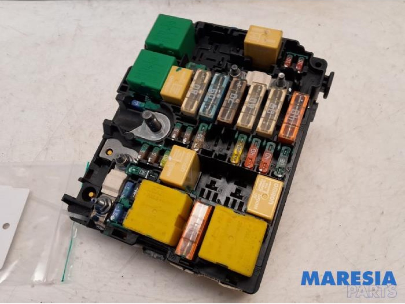 Peugeot - 208 - Fuse box