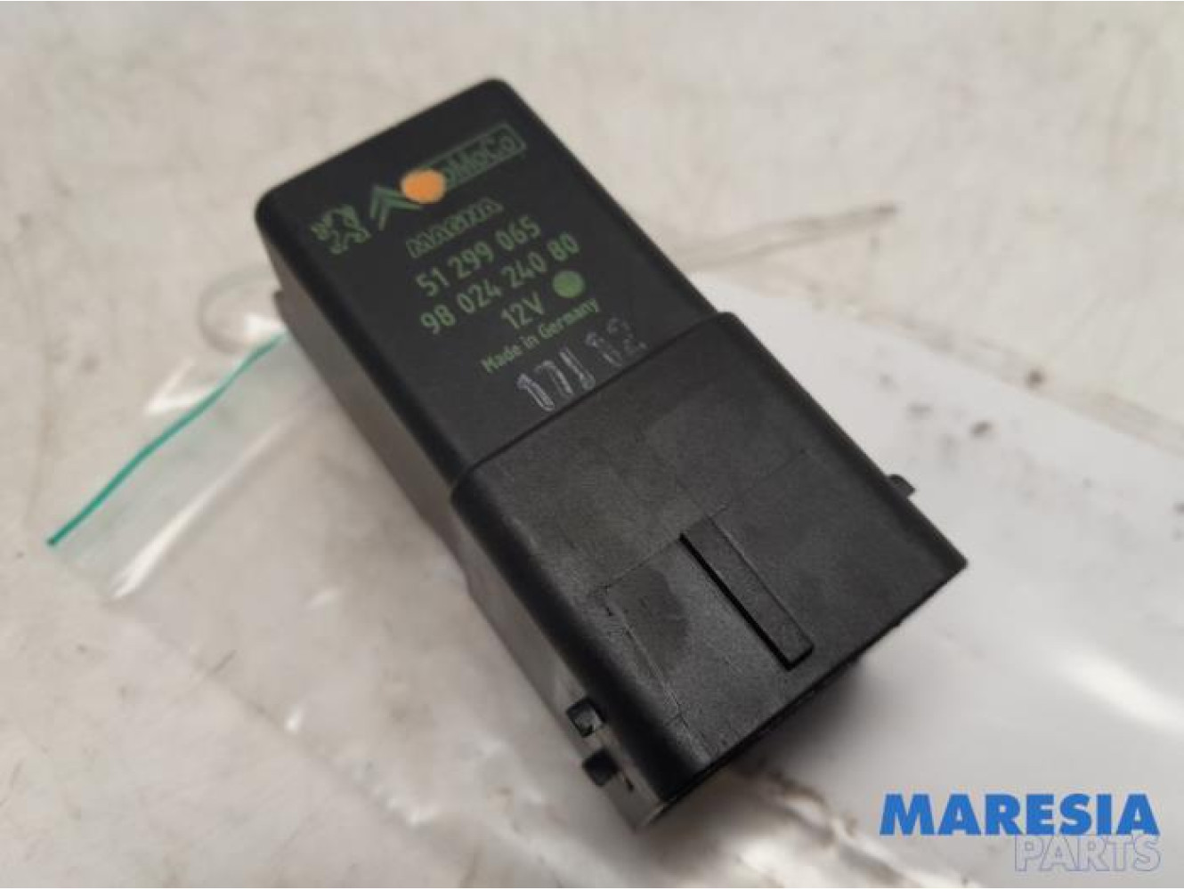 Peugeot - 208 - Glow plug relay