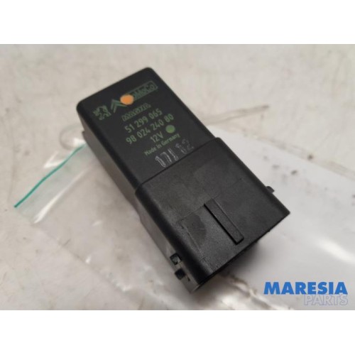 Peugeot - 208 - Glow plug relay