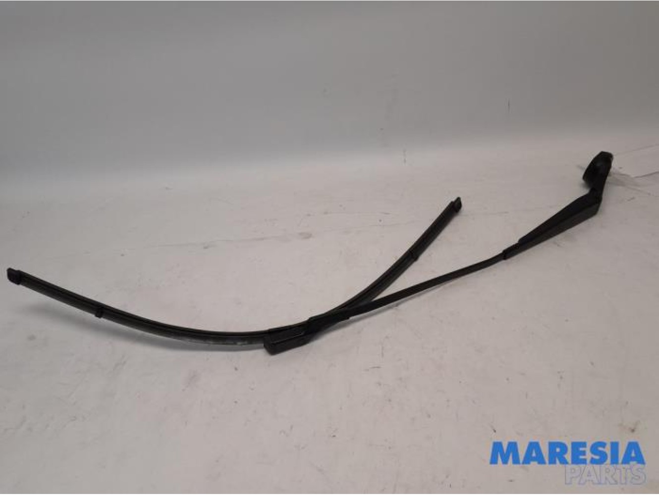 Citroen - C4 Grand Picasso - Front wiper arm