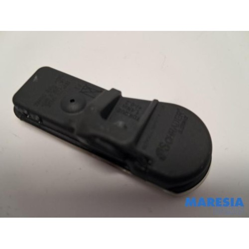 Renault - Clio - Tyre pressure sensor