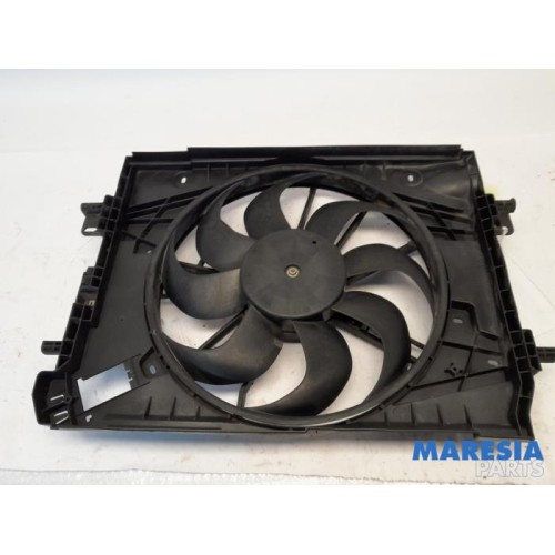 Renault - Clio - Fan motor