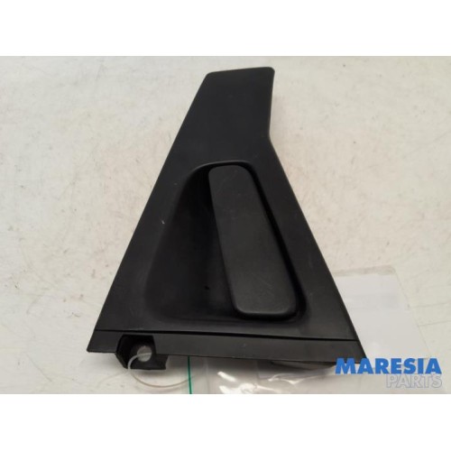 Renault - Clio - Rear door handle 4-door, right