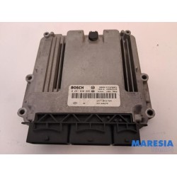Renault - Clio - Engine management computer