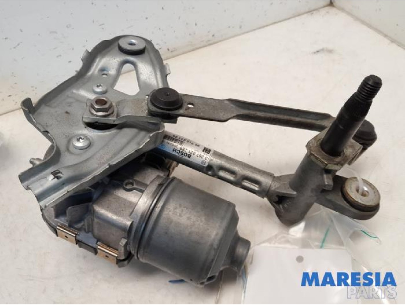 Peugeot - 3008 - Wiper mechanism